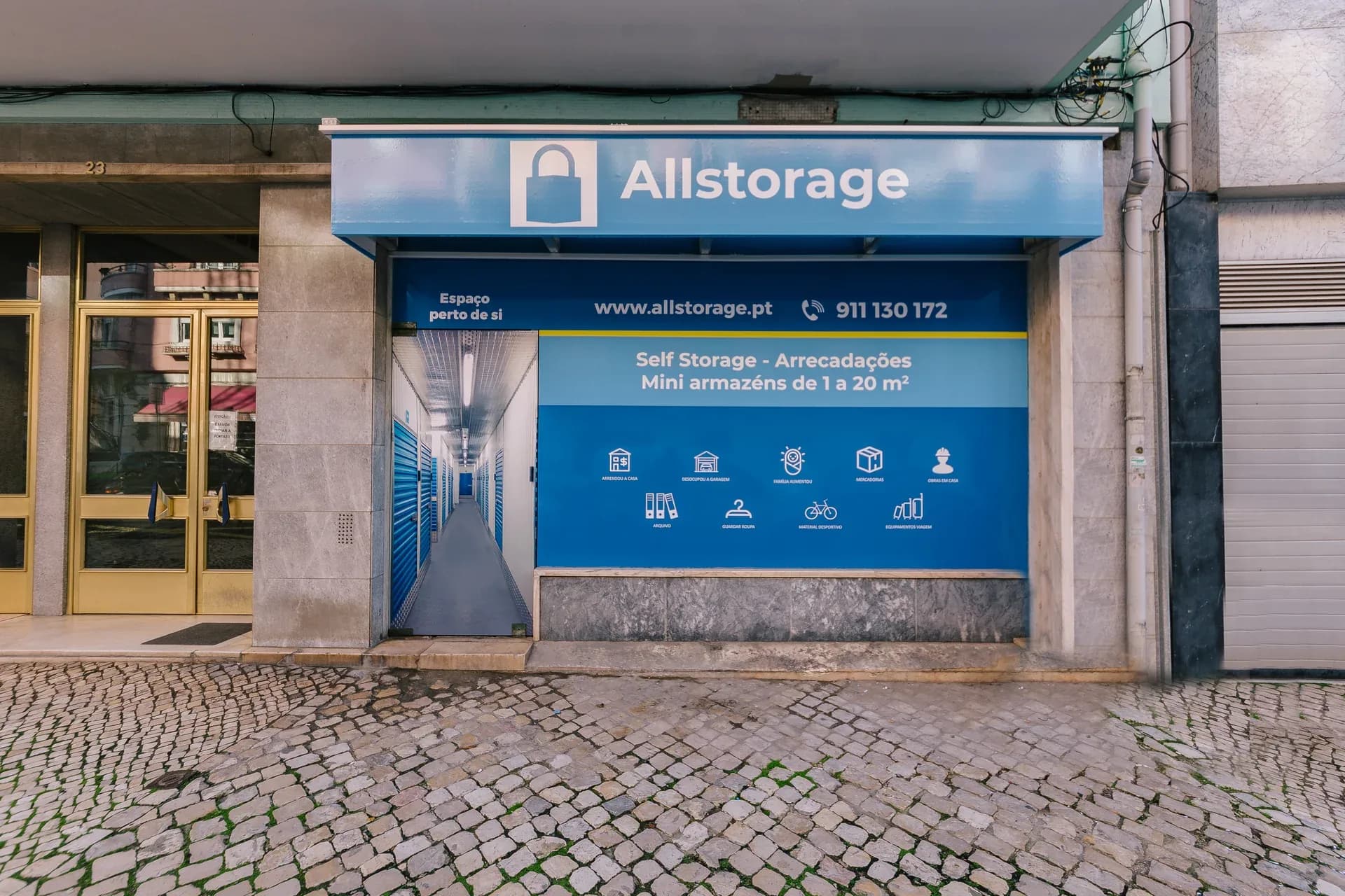 Fachada do Allstorage Alcântara